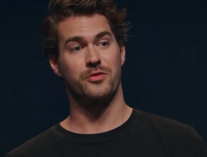 Après la controverse, Julien Lacroix annonce la fin de sa carrière à 33 ans