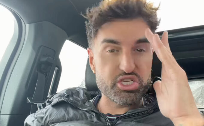 Le coiffeur des vedettes au Québec annonce une mauvaise nouvelle dans sa vie