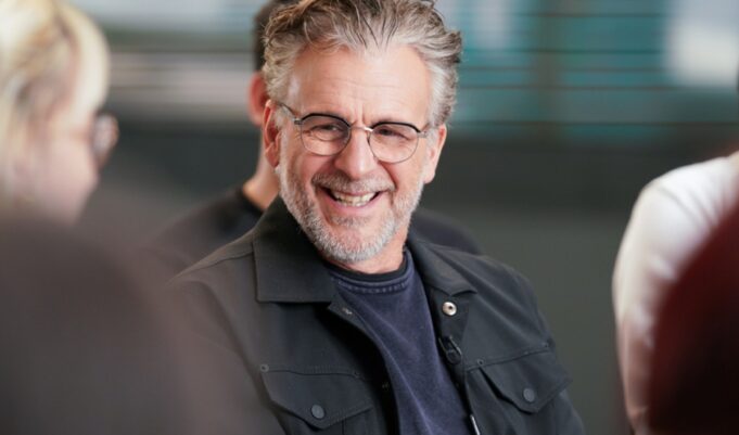 On sait enfin quand la série de Patrick Huard et Sarah-Jeanne Labrosse sera diffusée à la télé