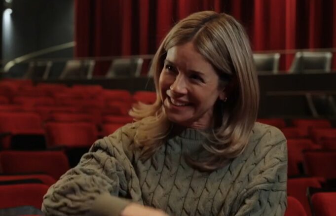 Sabrina Cournoyer craque complètement en ondes dans une entrevue