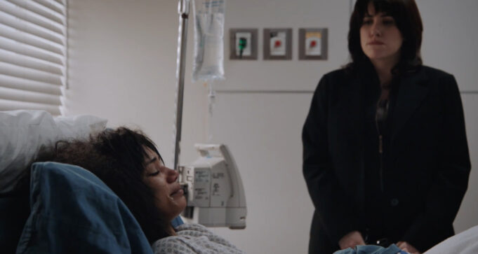 Un commentaire précis revient sur la performance d’une actrice d’Indéfendable