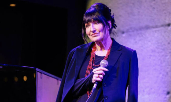 La chanteuse québécoise Marie Carmen annonce qu’elle est en deuil