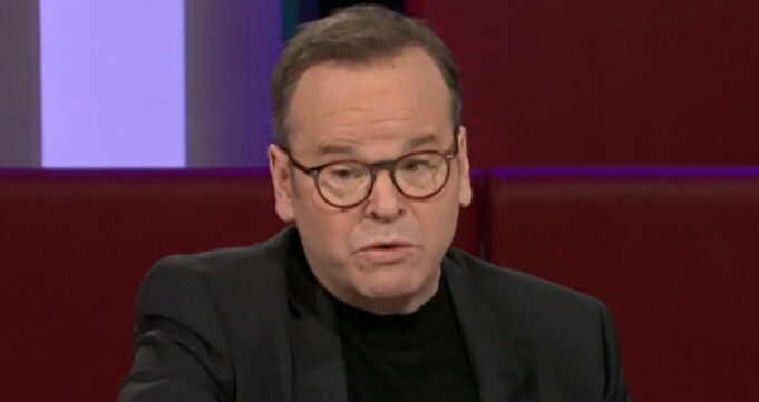 En deuil, Michel Charette est touché et envoie un dernier message