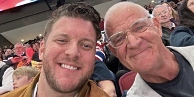 Mathieu Baron publie une rare photo avec son papa loin du Québec