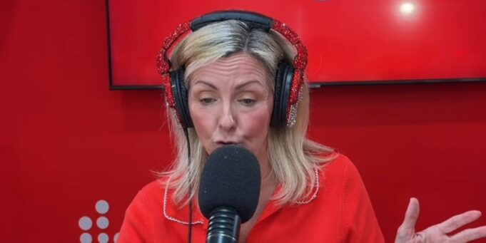Véronique Cloutier montre son look pour son retour à son émission