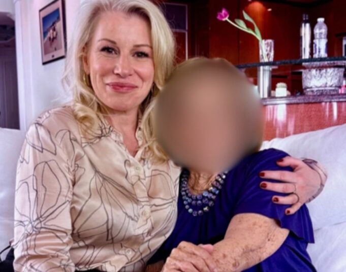 Cathy Gauthier partage une photo avec Dominique Michel pour sa fête de 94 ans et ça fait réagir