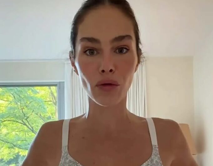 Maripier Morin pose en sous-vêtements et publie toutes les images