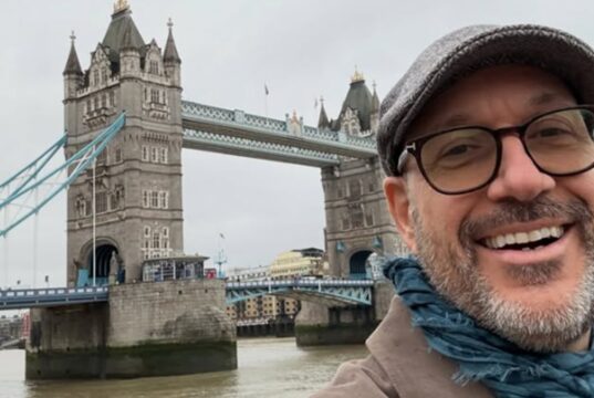 Martin Matte publie les photos de son voyage loin du Québec avec sa blonde connue