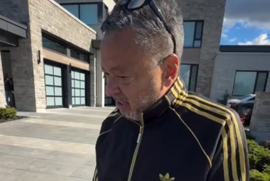 Normand Brathwaite apparaît dans une vidéo avec son petit-fils William